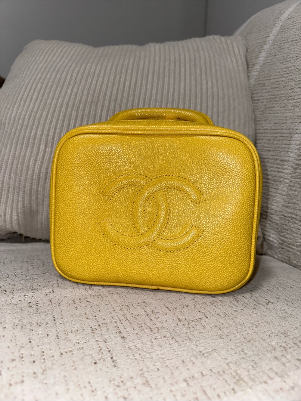 53-26 Chanel Yellow Caviar Leather Vanity Case Bag